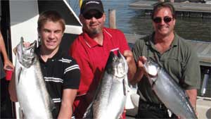Show 21: Fishing in Port Credit, ICAST update and Bowfishing for Asian Carp